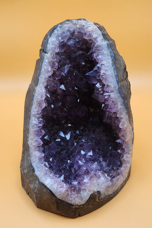 Amethyst Geode Tower